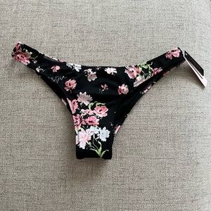 Victoria’s Secret Swim bottoms Size S (NWT)